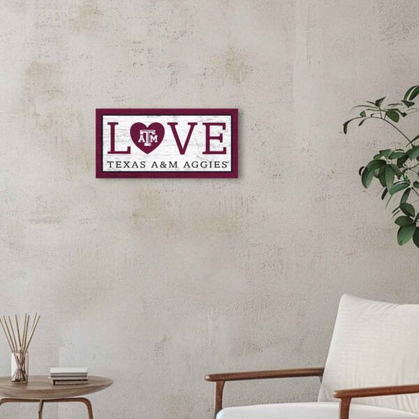Texas AM Love Sign