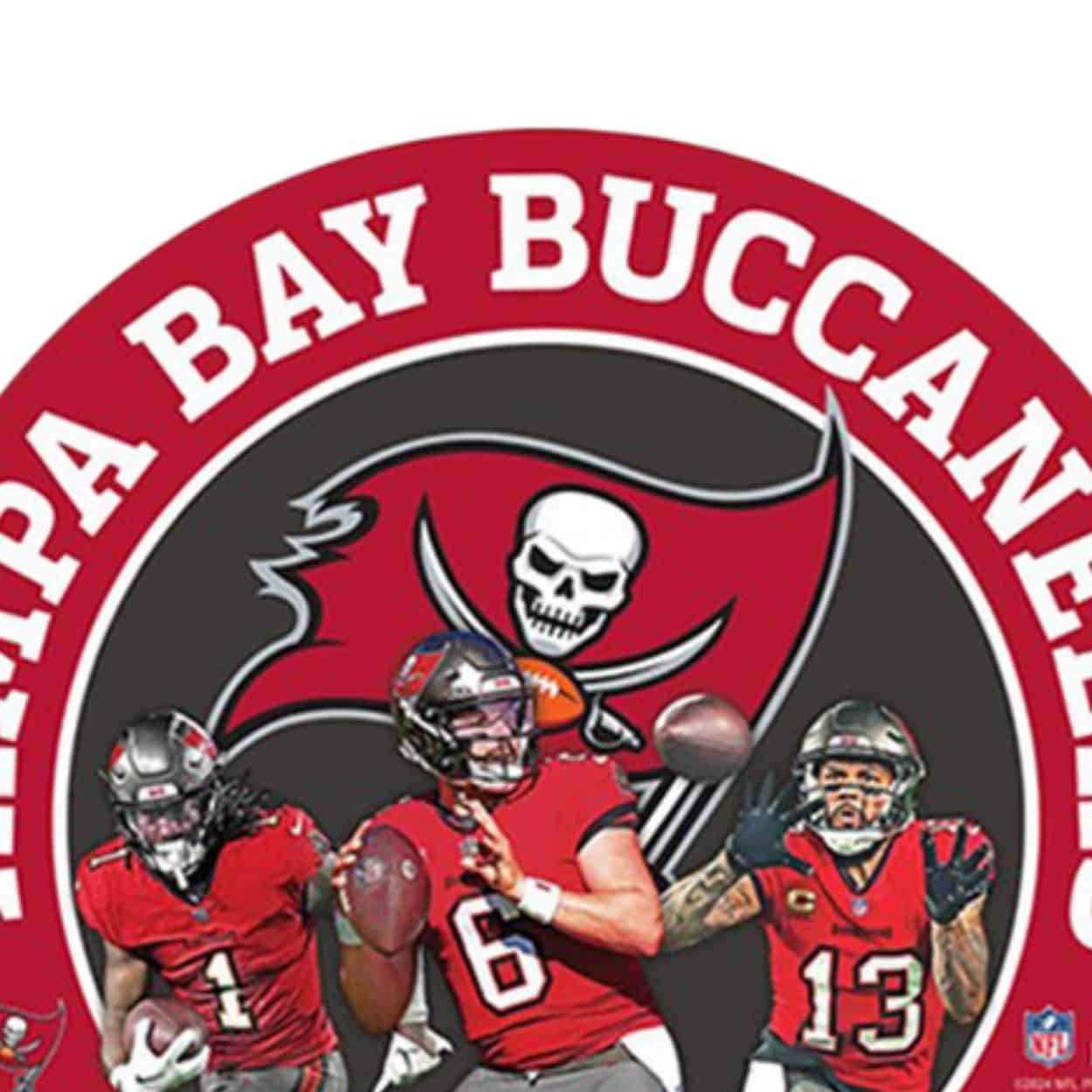 Tampa Bay Buccaneers Players Sign - Image 2