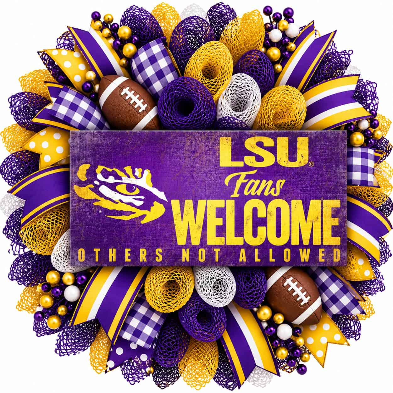 LSU football wreath featuring a Fans Welcome sign